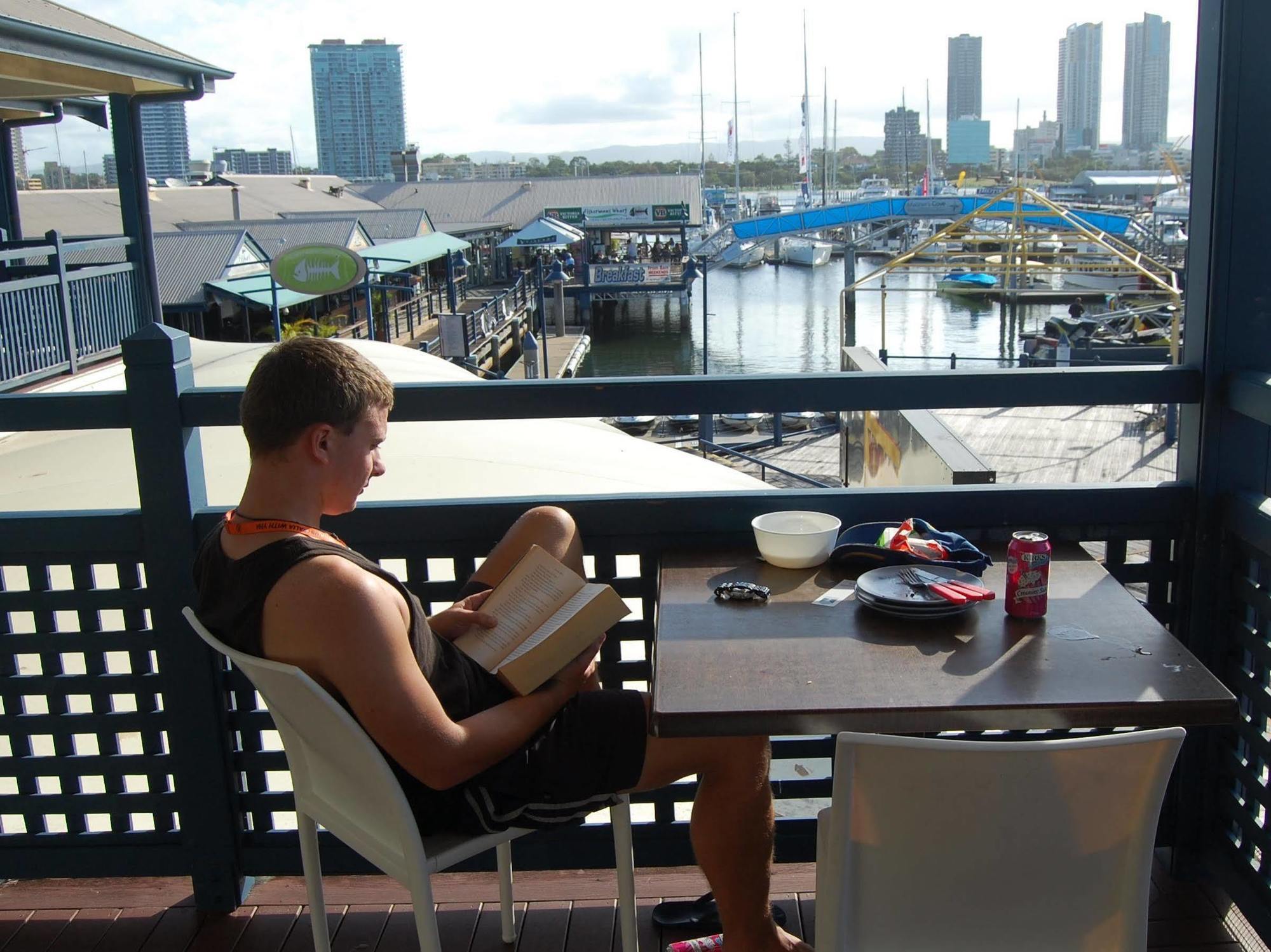 Surfers Paradise Yha Southport Exteriör bild